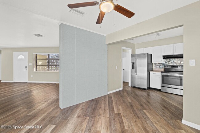 Building Photo - 401 Milford Point Dr