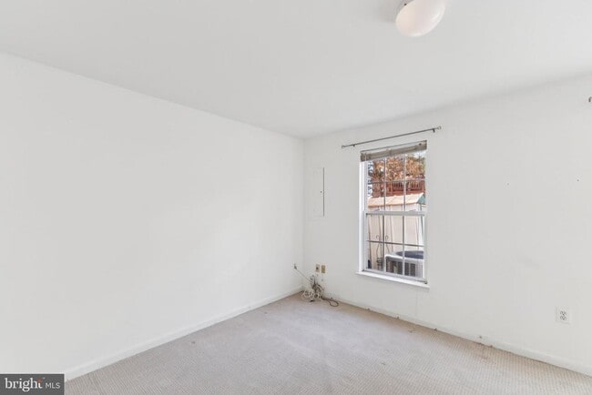 Building Photo - 13965 Sawteeth Way