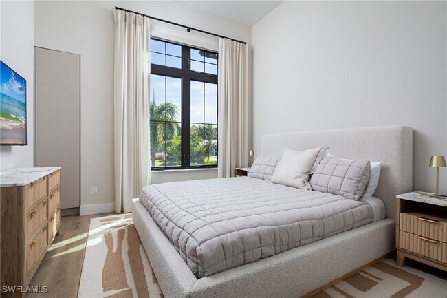 Building Photo - 1257 11th Ct N