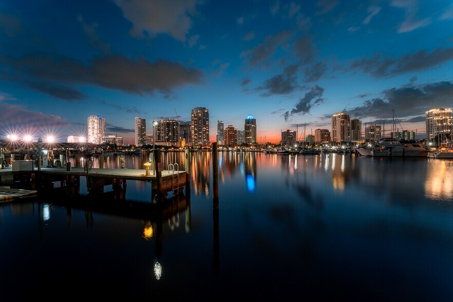 Downtown St. Pete - 6218 Palma del Mar Blvd S