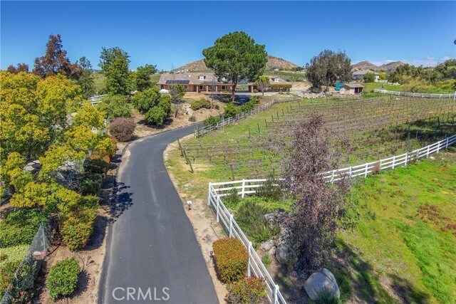 Building Photo - 38900 Ave Arriba