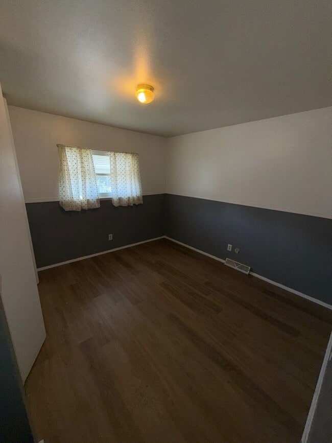 Building Photo - 1722 Nixon Ct