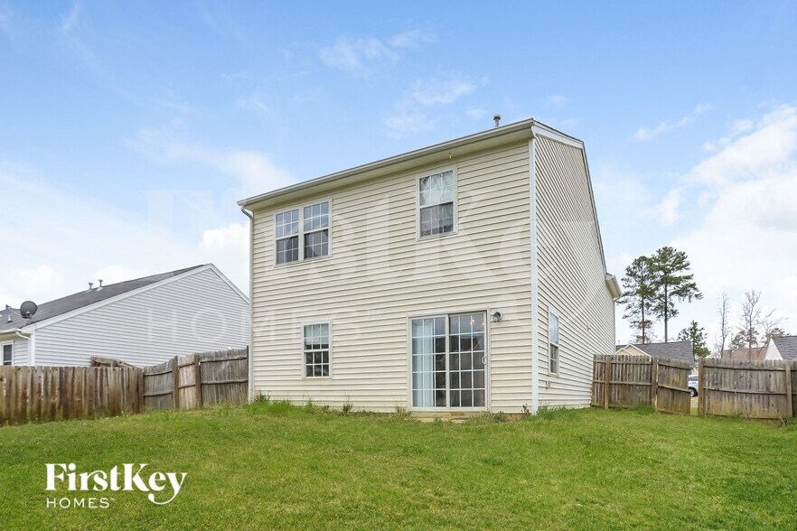 Building Photo - 2847 Maidenhair Dr
