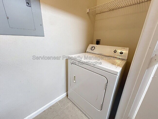 Building Photo - 10471 Villa View Cir