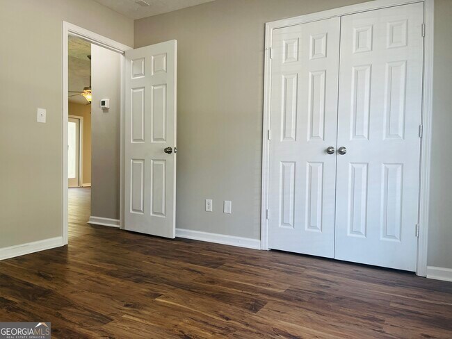 Building Photo - 313 Baileys Way