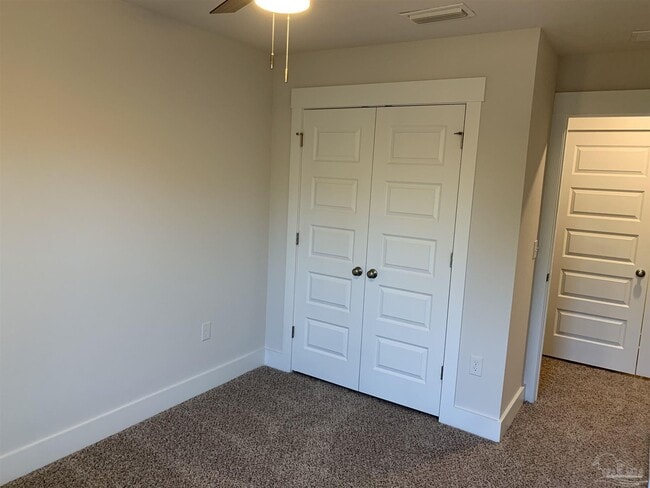Building Photo - 1524 Farragut Way