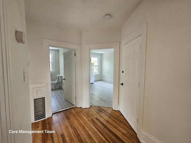 Building Photo - 3165 Ashlyn St
