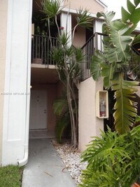 Building Photo - 1190 Washington Cir