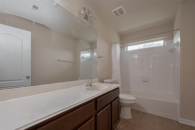 Building Photo - 26027 Chapman Falls Dr