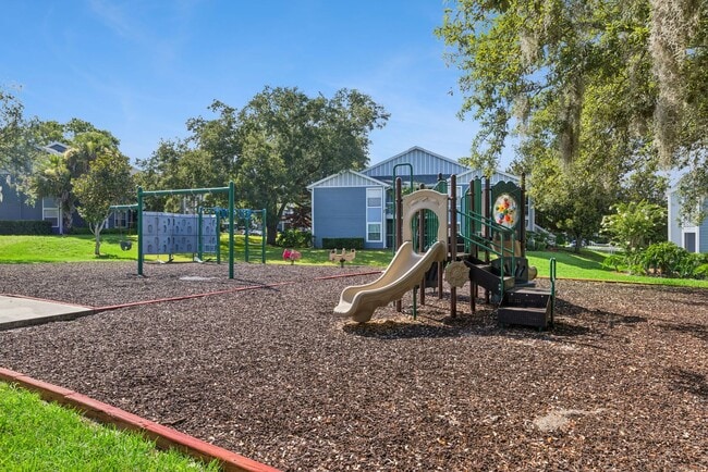 Building Photo - 2532 Grassy Point Dr