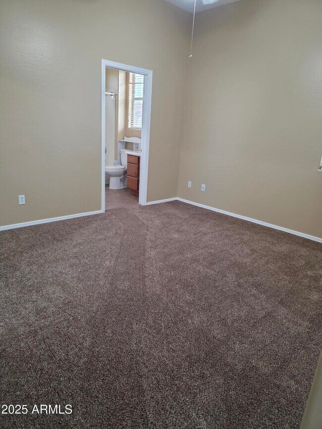 Building Photo - 12929 W Vista Paseo Dr