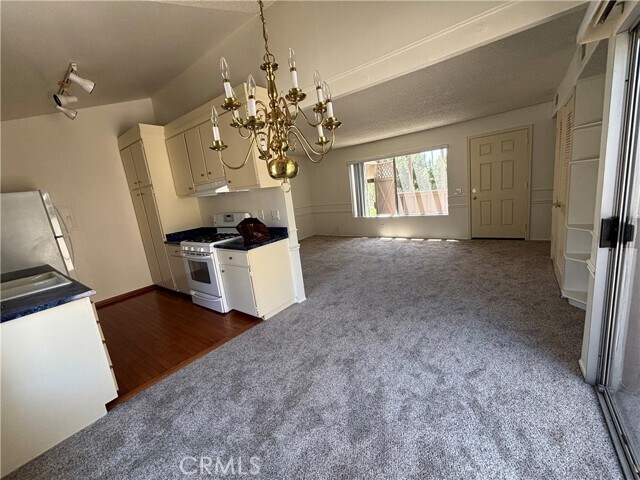 Building Photo - 1350 Cabrillo Park Dr