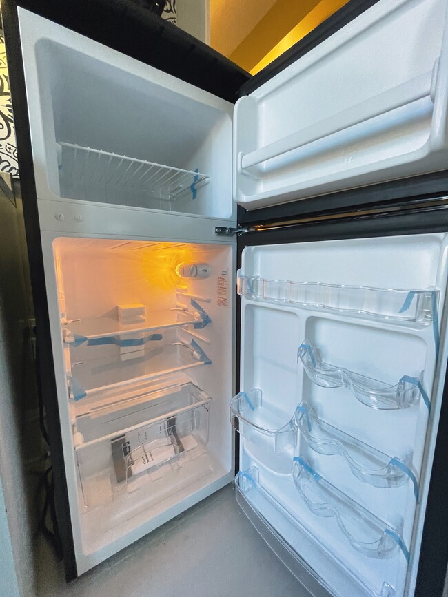 New fridge and freezer - 173 Norwich-New London Turnpike