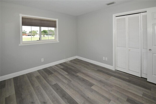 Building Photo - 6690 Burning Tree Dr