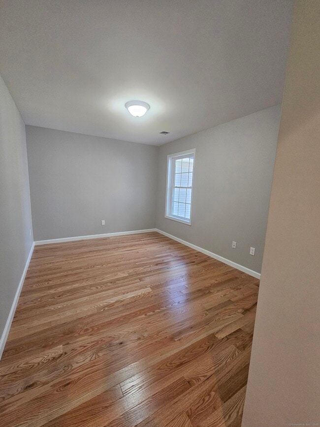 Building Photo - 141 Country Squire Dr
