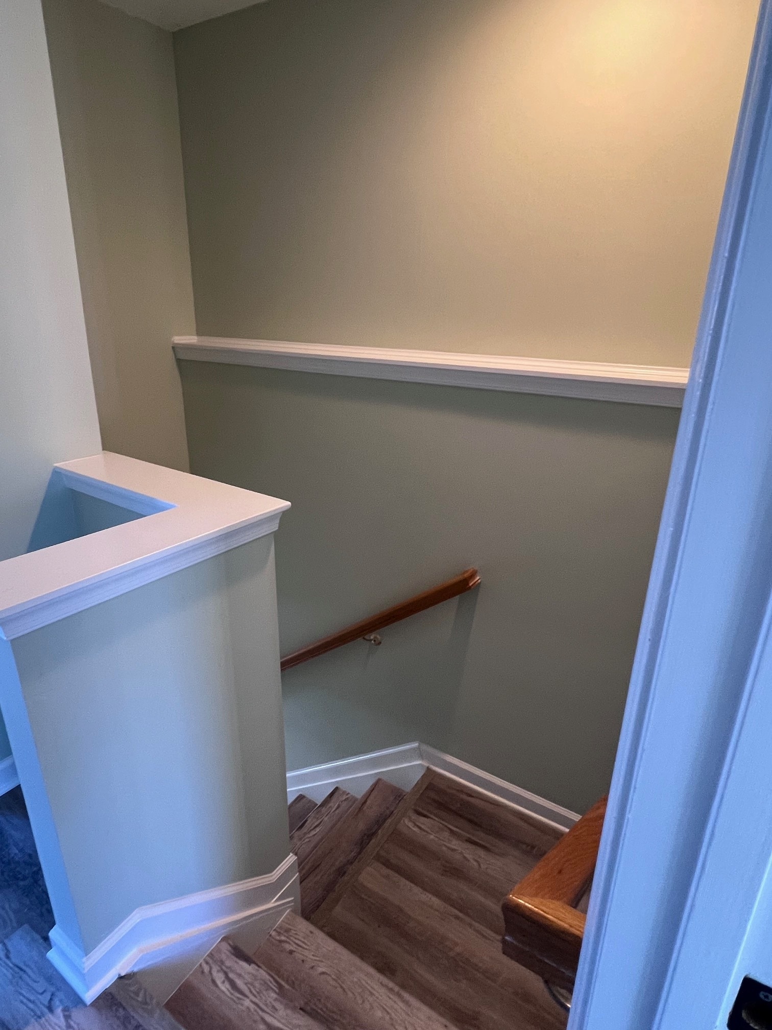 Building Photo - 1011 Meadow View Dr