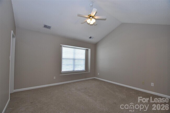 Building Photo - 8421 Southgate Commons Dr