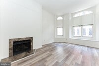 Building Photo - 2032 Walnut St