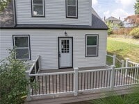 Building Photo - 122 Church Ave