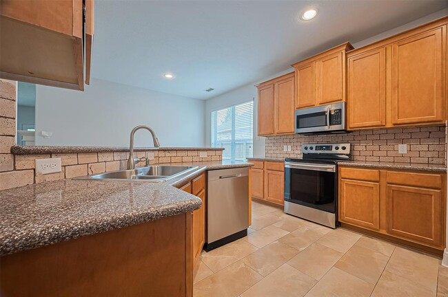 Building Photo - 25919 Orchard Knoll Ln