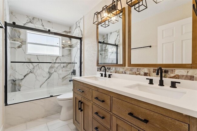 Building Photo - 439 Majesty Dr