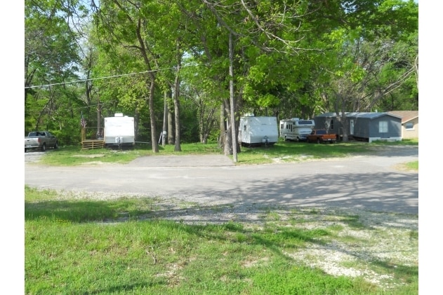 Building Photo - Oak Creek RV and Mobile Home Park