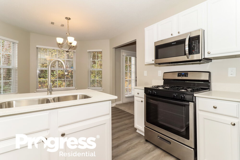 Building Photo - 3328 Metro Way SW