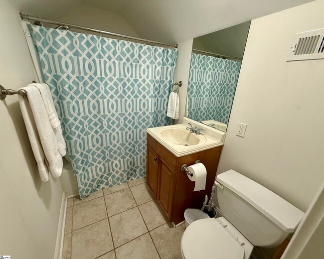 Building Photo - 19 Ruby Lake Ln