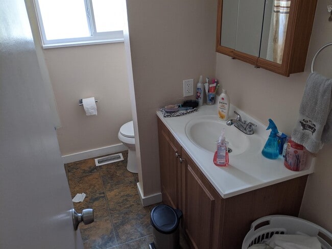 Building Photo - 7845 2nd St