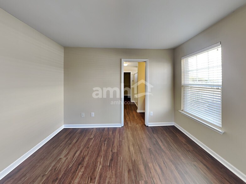 Building Photo - 7528 Prairie Rose Ln