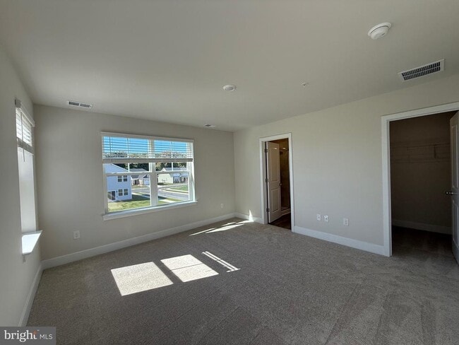 Building Photo - 1670 Lake Placid Dr