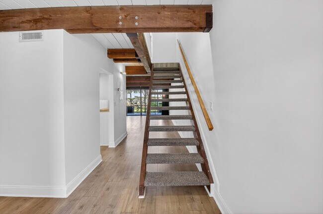 Building Photo - 4761 NW 2nd Ave