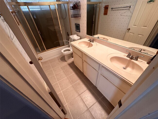 Building Photo - 4506 Colony Hills Dr