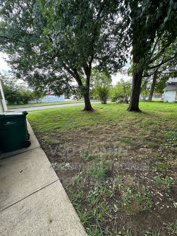 Building Photo - 21516 Watson Rd
