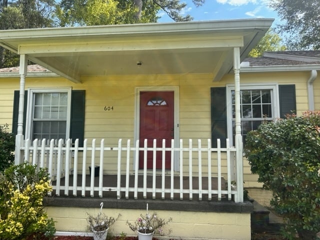 Primary Photo - 604 20th Ave N