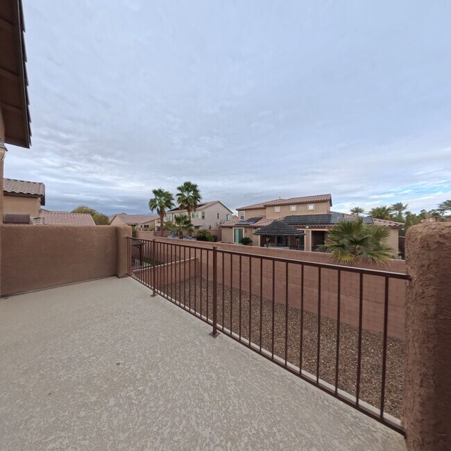 Building Photo - Exceptional Dual Master Residence with Modern Upgrades