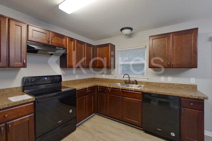 Building Photo - 13719 SW 89 Cir