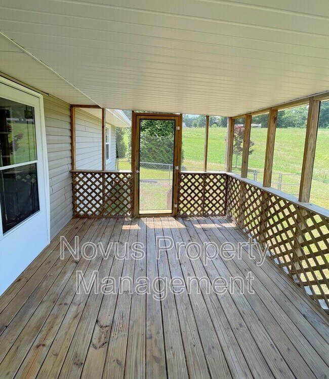 Building Photo - 271 Castleman Rd