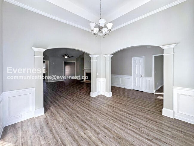 Building Photo - 2768 Summit Pkwy SW