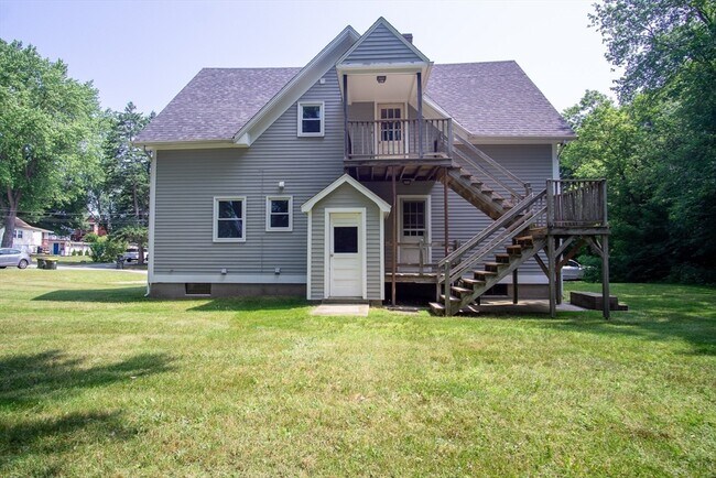 Building Photo - 61 Orchard St