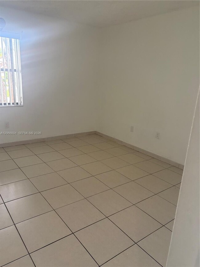 Building Photo - 17919 NW 66th Ct
