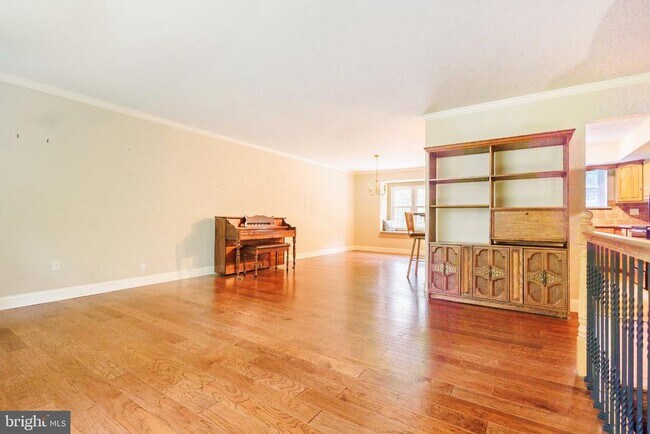 Building Photo - 2294 Linden Ave
