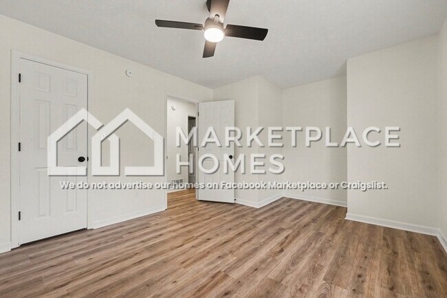 Building Photo - 1025 Walker Pl Dr