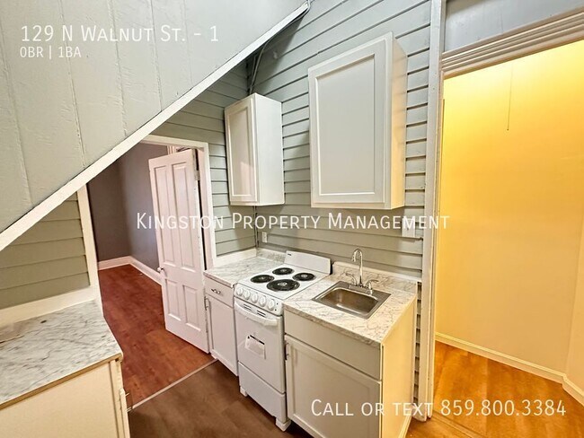 Building Photo - 129 N Walnut St