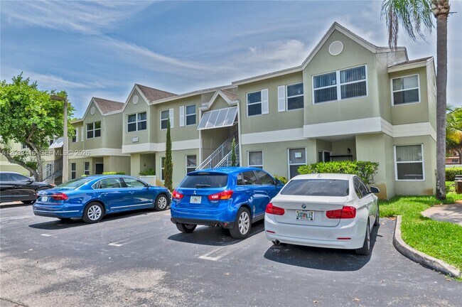 Building Photo - 17485 NW 67th Ct