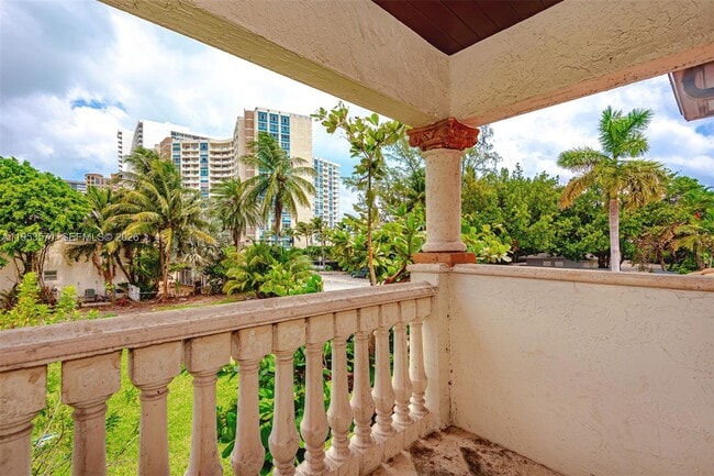 Building Photo - 674 Ocean Blvd