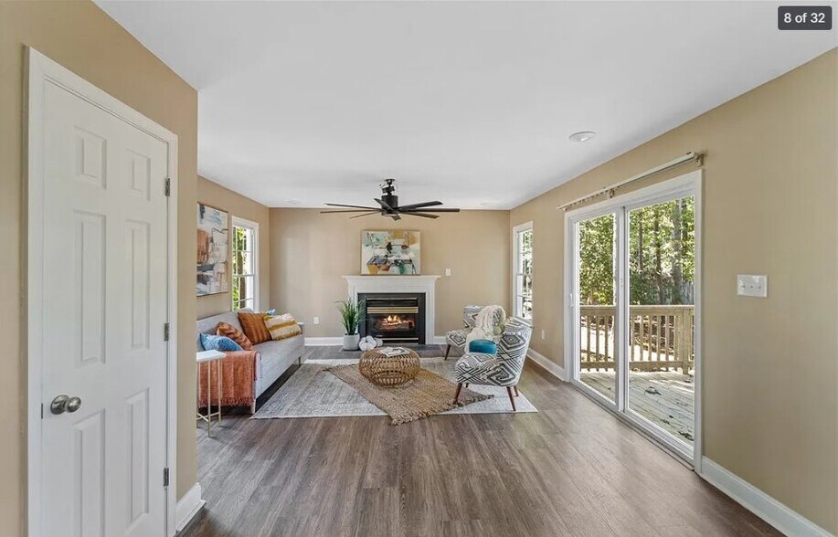 Building Photo - 5105 Fox Den Ct