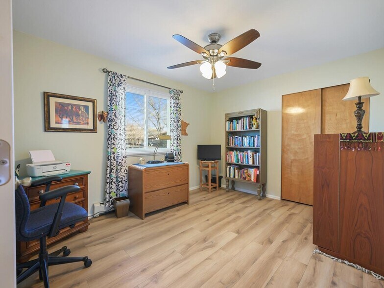 Building Photo - 2981 Bookcliff Ave