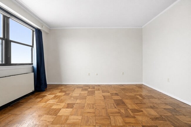 Building Photo - 8 Whittier Pl