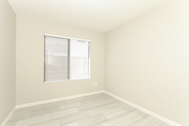 Building Photo - 8216 W Rue De Lamour